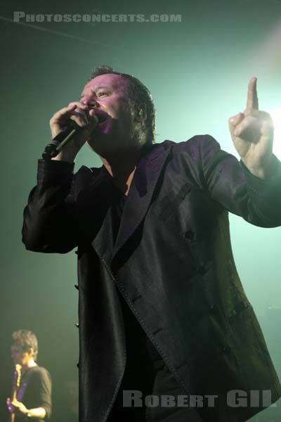 SIMPLE MINDS - 2010-06-18 - PARIS - Le Bataclan - 